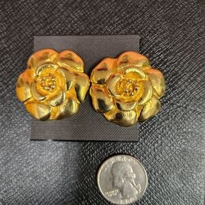 Gold Floral Earrings
